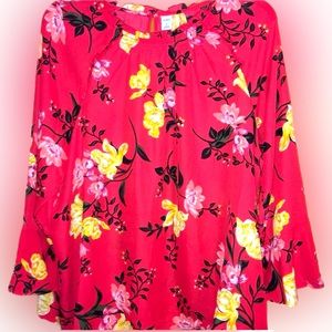 NWT Old Navy Floral Top Size XL